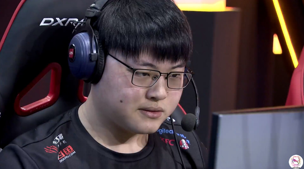 Karsa意外战胜RNG，险胜引爆全场！