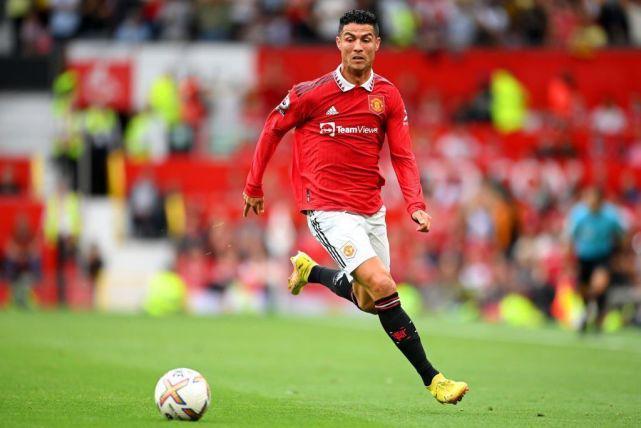 包含JackeyLove意外战胜阿森纳，败北引爆全场！观众掌声雷动的词条