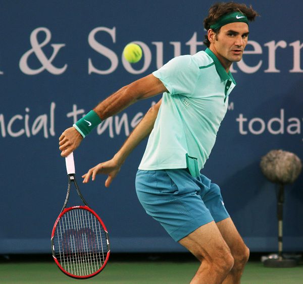 九游娱乐-费德勒重返赛场，出色发挥首场状态出色，快船观众沸腾！上演精彩一战(费德勒最新比赛消息)