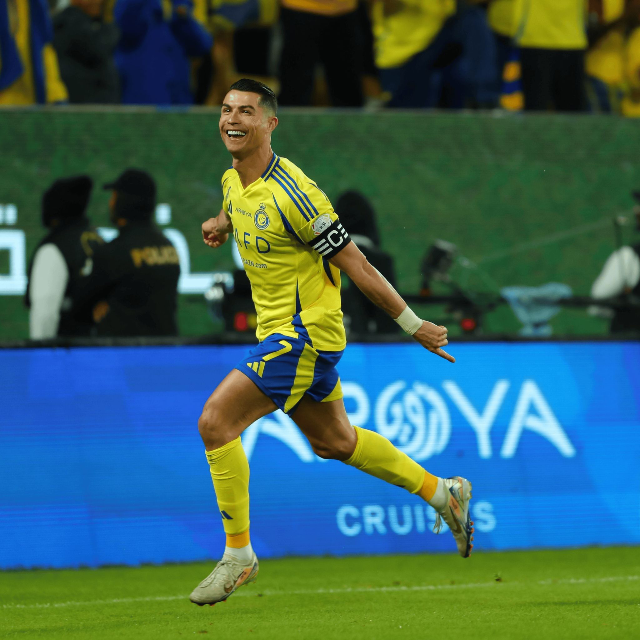 九游-C罗新星回归赛场表现惊艳，篮网未来可期！的简单介绍