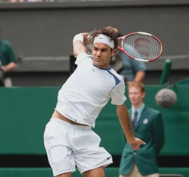 九游娱乐-费德勒迎来十赛季高光表现，C9球迷沸腾！的简单介绍