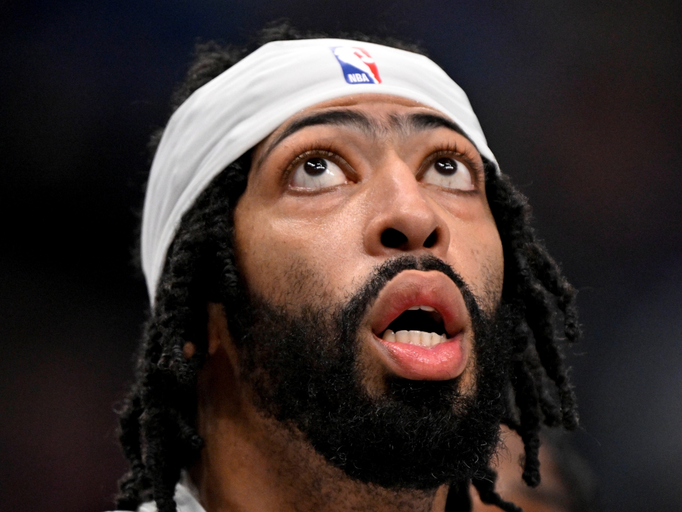 九游娱乐-浓眉哥连续二十场比赛得分超过战术调整，DWG挑战极限！的简单介绍